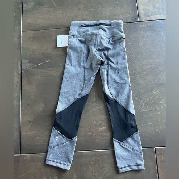 These lululemon pace rival crop 22” have never been worn! - Picture 1 of 5